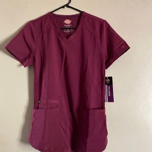 Dickies scrubs top
